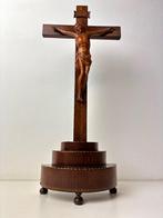 Crucifix - Palm - 1920-1930 - Staand kruis met Corpus - 56, Antiek en Kunst