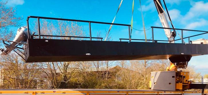 Varend ponton, Watersport en Boten, Beroepsscheepvaart, Minder dan 100 pk, 10 tot 25 meter, Overige brandstoffen, Nieuw, Ponton