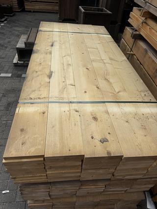 Ca. 50x Vuren planken geschaafd beschikbaar voor biedingen
