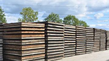 Gebruikte betonplaten: incl. terugkoop en direct leverbaar beschikbaar voor biedingen