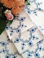 tovaglia lino ricamata pregiato corredo sposa + 9 tovaglioli, Antiek en Kunst