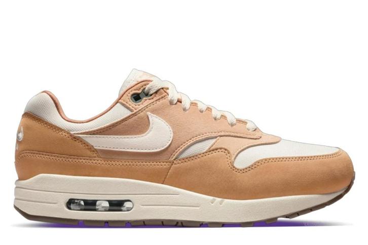 Nike Air Max 1 Wheat  43, Kleding | Heren, Schoenen, Sneakers of Gympen, Ophalen of Verzenden
