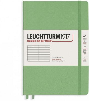 Leuchtturm notitieboek medium pastel groen lijn beschikbaar voor biedingen