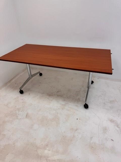 Kusch+Co 9000 Roll N Meet Klaptafel Kersen 180x90, Zakelijke goederen, Kantoor en Winkelinrichting | Kantoormeubilair en Inrichting