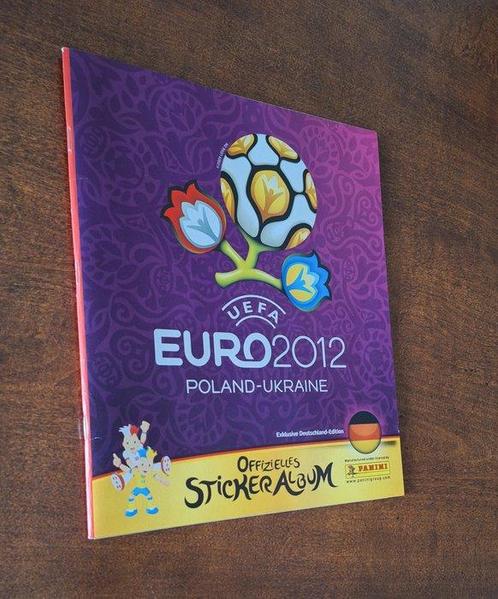 Panini - Euro 2012 - 10 sealed packs + *) Empty album +, Verzamelen, Stickers