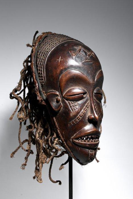 Masque Mwana Pwo - Angola, Antiek en Kunst, Kunst | Niet-Westerse kunst