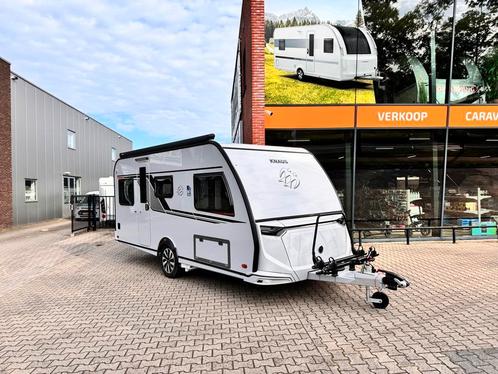 Knaus Südwind 460 EU Red Edition, Caravans en Kamperen, Caravans, 1250 - 1500 kg, Airco, Fietsenrek, Hordeur, Koelkast, Lichtmetalen velgen