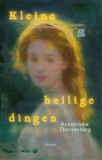 Kleine heilige dingen 9789048868162 Annemieke Dannenberg, Verzenden, Gelezen, Annemieke Dannenberg