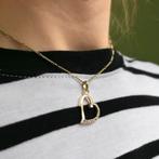 18 Krt. Gouden hanger van een hart met zirconia (liefde), Sieraden, Tassen en Uiterlijk, Bedels, Ophalen of Verzenden, Gebruikt