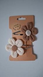 Haarknipjes/klikklak knipjes/ 5 cm/ grote bloem/ beige-creme, Kinderen en Baby's, Kindermode-accessoires, Ophalen of Verzenden