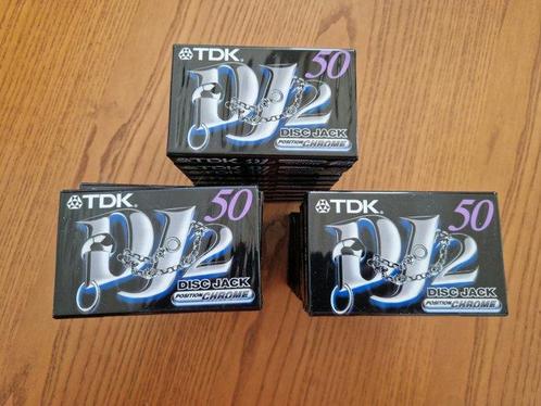 30x TDK - DJ2 50 CHROOM Lege audiocassette, Audio, Tv en Foto, Radio's