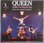 vinyl single 7 inch - Queen - Another One Bites The Dust..., Cd's en Dvd's, Vinyl Singles, Zo goed als nieuw, Verzenden