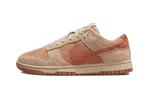 Nike Dunk Low Shimmer Burnt Sunrise - maat 42 (Sneakers), Verzenden, Nieuw, ["Nike","Nike Dunk"], Sneakers of Gympen