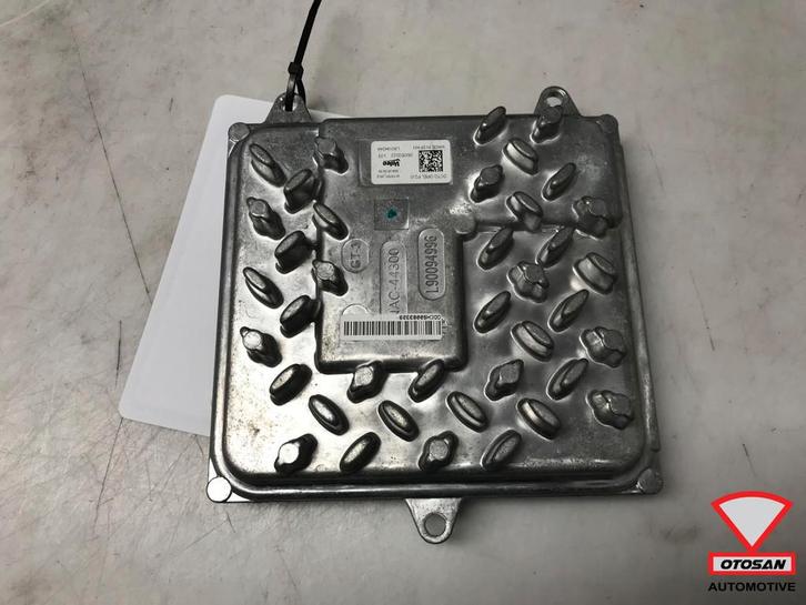 Opel Corsa F 2019+ LED Koplamp Module L90194244, Auto-onderdelen, Verlichting, Gebruikt, Opel, Ophalen