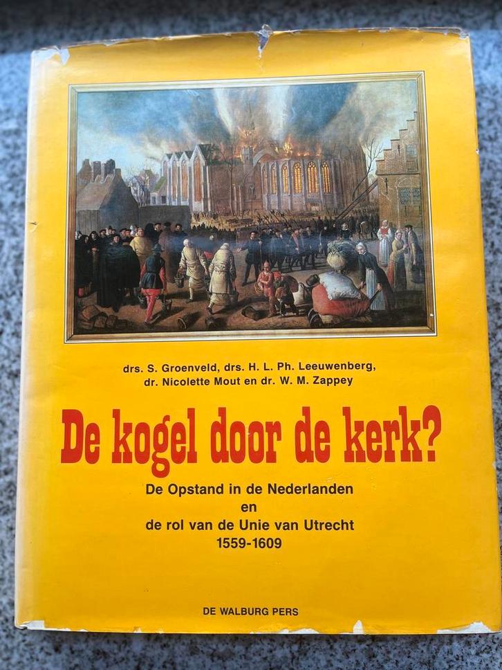 De kogel door de kerk?, Boeken, Geschiedenis | Vaderland, 20e eeuw of later, Gelezen, Verzenden