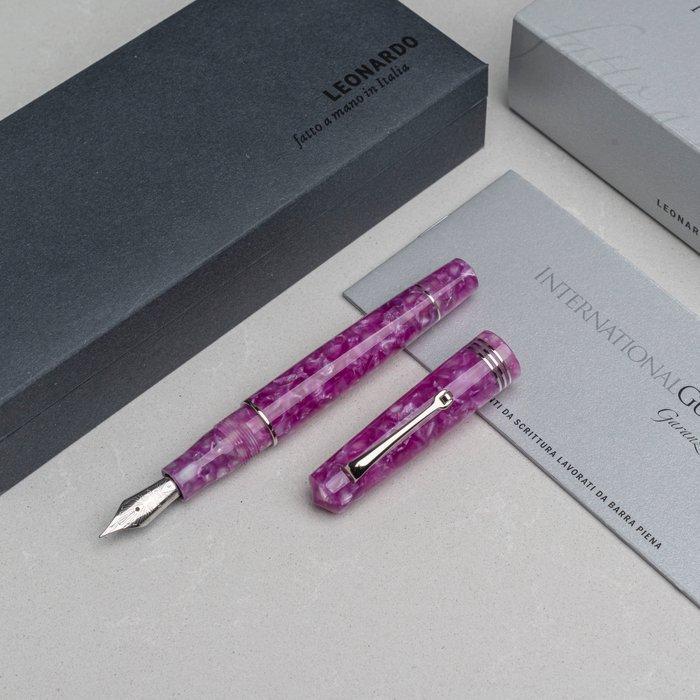 Momento Zero Lavanda - Leonardo Pens - Vulpen, Verzamelen, Pennenverzamelingen