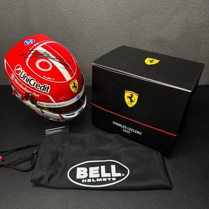 Ferrari - Formula 1 - Charles Leclerc - 2025 - Schaal 1/2, Verzamelen, Automerken, Motoren en Formule 1