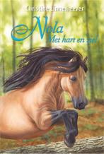 Gouden paarden - Nola met hart en ziel 9789020622287, Boeken, Gelezen, Christine Linneweever, Verzenden
