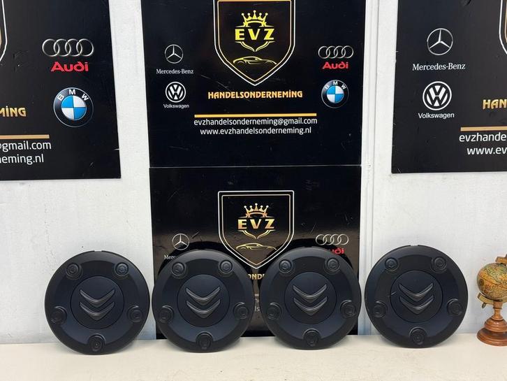 Citroën Jumpy Wieldopset 4 stuks bj.2021 art.9677381777, Auto diversen, Wieldoppen, Gebruikt