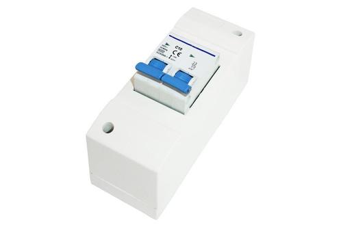 Dubbelpolige zekeringautomaat 10A m module, Caravans en Kamperen, Kampeeraccessoires, Nieuw