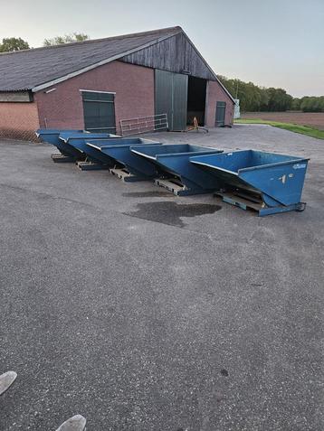 Kiepbak kantelbak spanenbak heftruck 750 liter beschikbaar voor biedingen