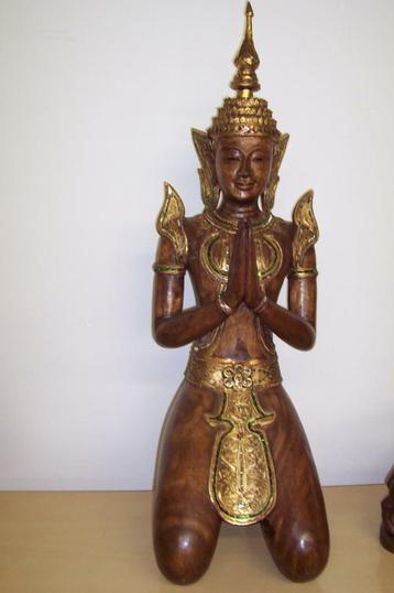 Thaise Tempanons uit vol hout gekapt, met bladgoud belegd ! beschikbaar voor biedingen