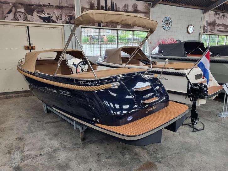 PRIMEUR 715 met Suzuki 30 PK |  NIEUWSTAAT |  2024 !, Watersport en Boten, Sloepen, Buitenboordmotor, 10 tot 30 pk, 6 meter of meer