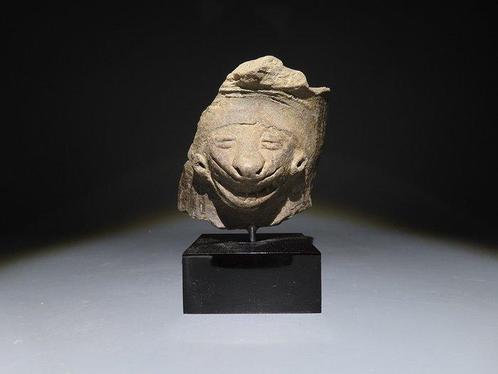 Maya Terracotta Fragment van een vat met dier. 500-800, Verzamelen, Mineralen en Fossielen