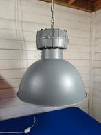 Onbekend - Lamp - Een prachtige Industriële hanglamp -