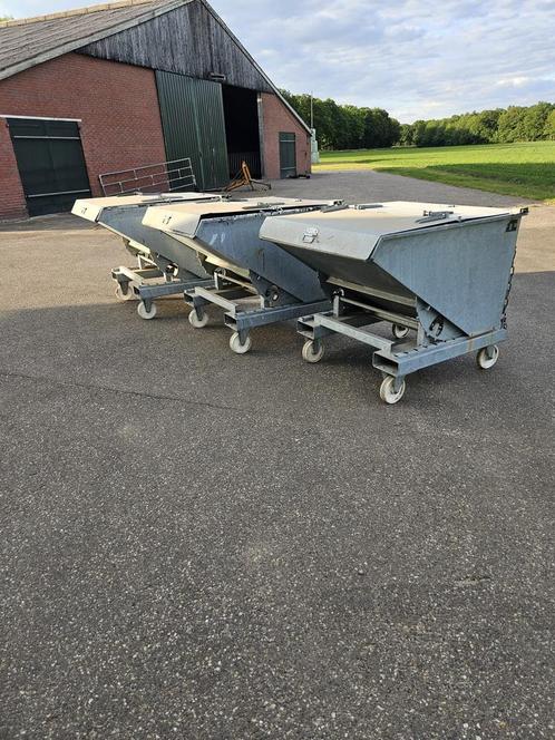 Kiepbak kantelbak spanenbak heftruck 600 liter verzinkt, Zakelijke goederen, Machines en Bouw | Heftrucks en Intern transport