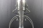WMF / Geislingen - Vaas - Art Nouveau bloemrijke pewter, Antiek en Kunst