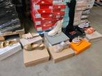 1300 (circa) stuks diverse schoenen en handtassen,, Kleding | Dames, Nieuw, Ophalen