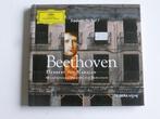 Beethoven - Symphony 5 & 7 / Herbert von Karajan (grieks), Cd's en Dvd's, Cd's | Klassiek, Verzenden, Zo goed als nieuw