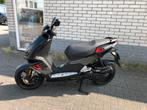 MOOIE PEUGEOT PEUGEOT SPEEDFIGHT 45KM BROM ZWART/ROOD BJ2019, Maximaal 45 km/u, Ophalen of Verzenden, Zo goed als nieuw, Speedfight