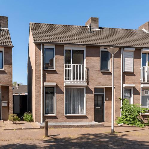 Ruime Hoekwoning met Tuin en Eigen Garage gevonden in Valken, Huizen en Kamers, Huizen te huur, Direct bij eigenaar