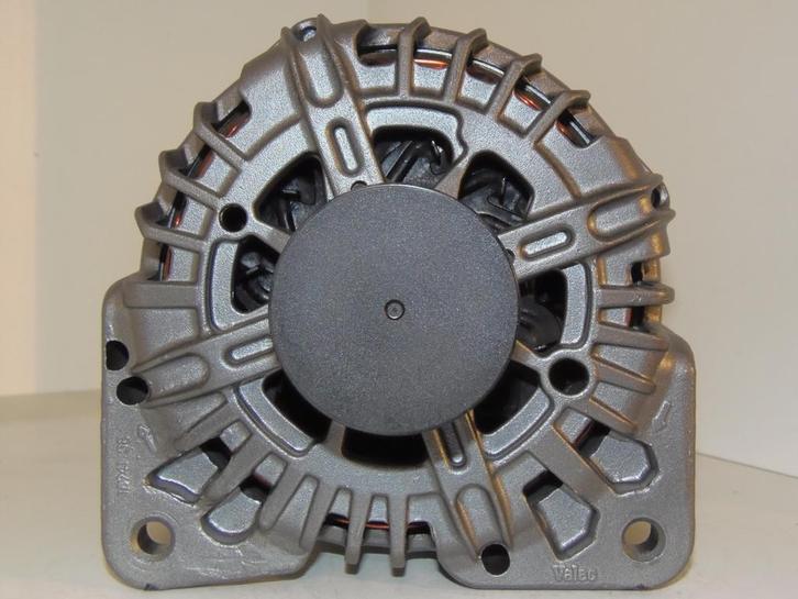 Dynamo 150A Dacia Nissan Opel Renault, Auto-onderdelen, Motor en Toebehoren, Verzenden