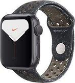 Apple Watch Nike Series 5 44 mm aluminiumkast spacegrijs op, Verzenden, Gebruikt