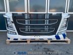Bumper Volvo FH4 82208512, Ophalen, Gebruikt, Volvo, Carrosserie en Plaatwerk