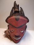 Masker (1) - Hout - pende Mbuya - Pende Mbuya - Afrika