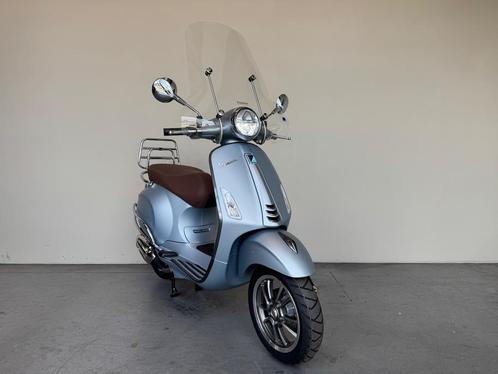 Vespa Primavera Brom 45 km, BWJ 2021, Grigio Delicato Matt, Fietsen en Brommers, Scooters | Vespa, Maximaal 45 km/u, Benzine, Zo goed als nieuw