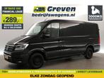 Volkswagen Crafter 30 2.0 TDI L3H2 141PK 3000KG Trekgew TG, Auto's, Volkswagen, Zwart, Nieuw, Te koop