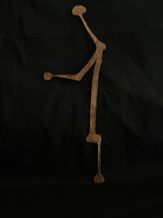 Nigeria, Sara Tribe. Antique African Currency, Kul Iron., Postzegels en Munten, Munten | Azië