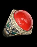 Boeddhistische klooster ring - Garuda - Overwinning op