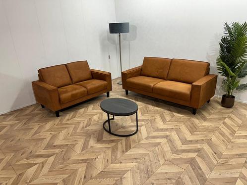 Cognac Bruine Suède Lederen Banken Set ~ Nieuwstaat, Huis en Inrichting, Banken | Bankstellen, Ophalen of Verzenden