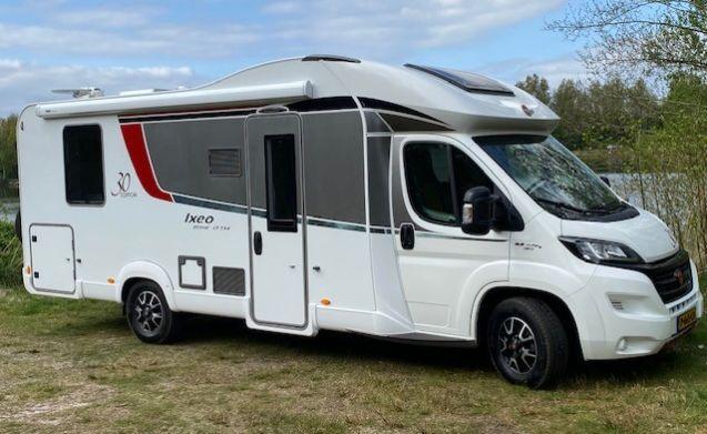 4 pers. Bürstner camper huren in Nieuw-Dordrecht? Vanaf € 12, Caravans en Kamperen, Verhuur