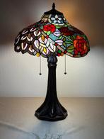 XXL Tiffany stijl tafellamp PEACOCK ROSE GARDEN lamp met 2, Antiek en Kunst
