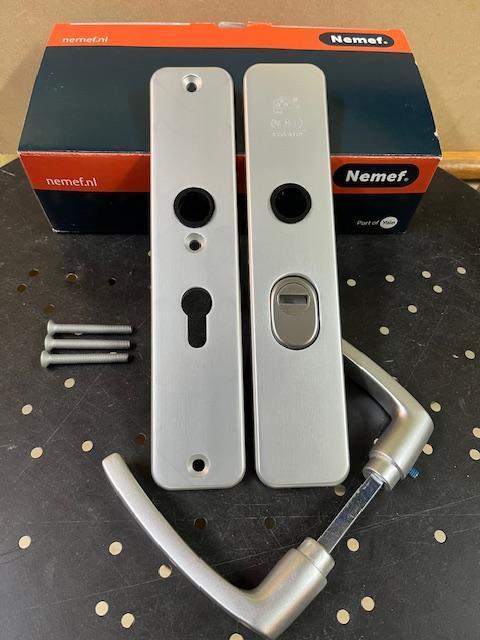 Nemef Veiligheidbeslag anti-kerntrek Kruk-Kruk PC55 -72 SKG3, Doe-het-zelf en Verbouw, Hang- en Sluitwerk, Slot, Nieuw, Rvs, Ophalen of Verzenden