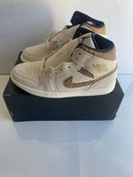 Nike - Nike Air Jordan 1 Mid SE - Sneakers - Maat: EU 40.5 -, Nieuw