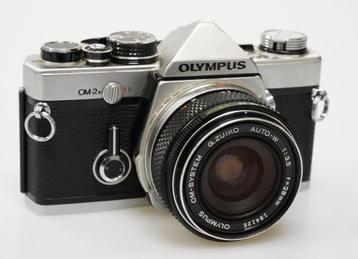 Olympus OM-2n + Zuiko 28mm f/3.5 - Tweedehands beschikbaar voor biedingen