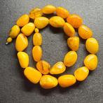 Grote natuurlijke witte amberketting van 100,2 gram -, Antiek en Kunst